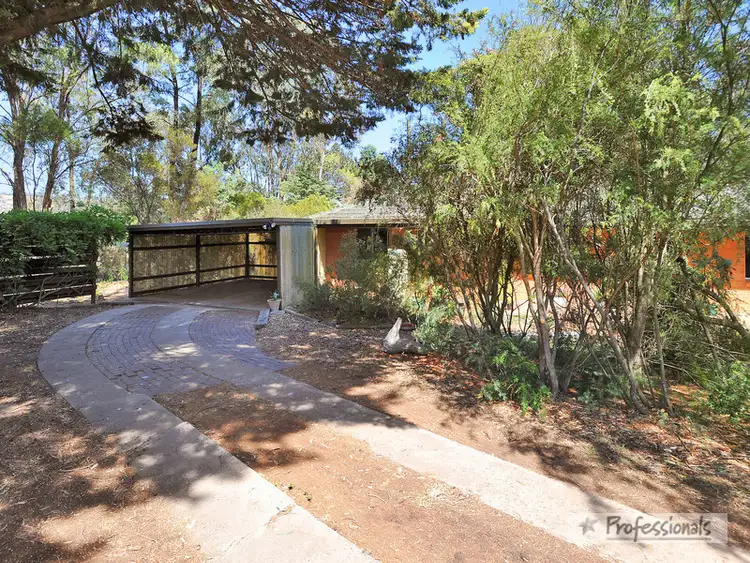 Fifth view of Homely house listing, 16 Roslyn Avenue, Armidale NSW 2350