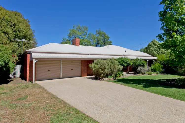 39 Balaclava Road, Beechworth VIC 3747