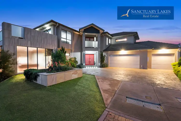 5 Teeside Court, Sanctuary Lakes VIC 3030