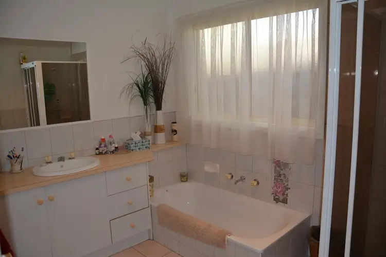 Fourth view of Homely townhouse listing, 18 Curran Close, Mildura VIC 3500