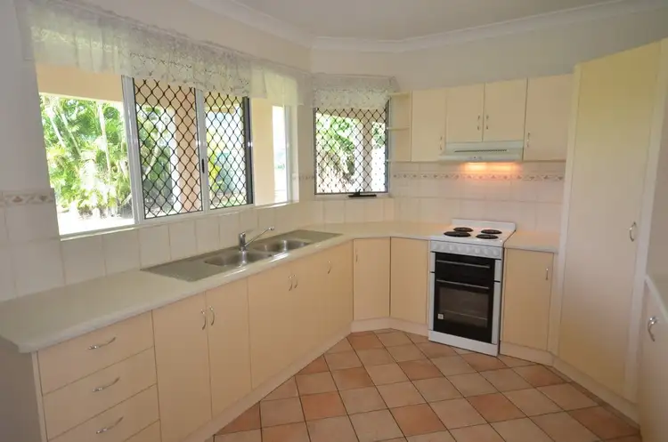Fourth view of Homely house listing, 2 Carpenter Close, Edmonton QLD 4869