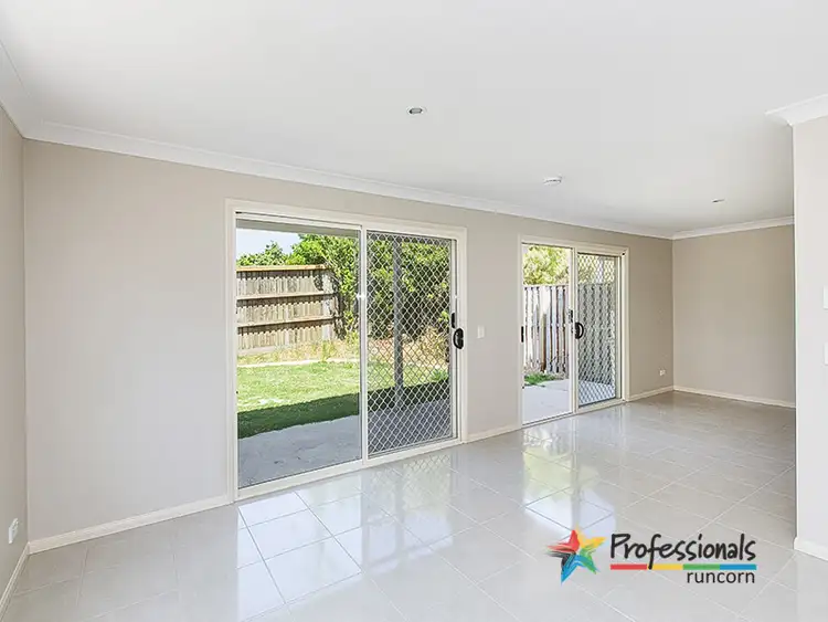 Fifth view of Homely townhouse listing, 3/201 Persse Road, Runcorn QLD 4113