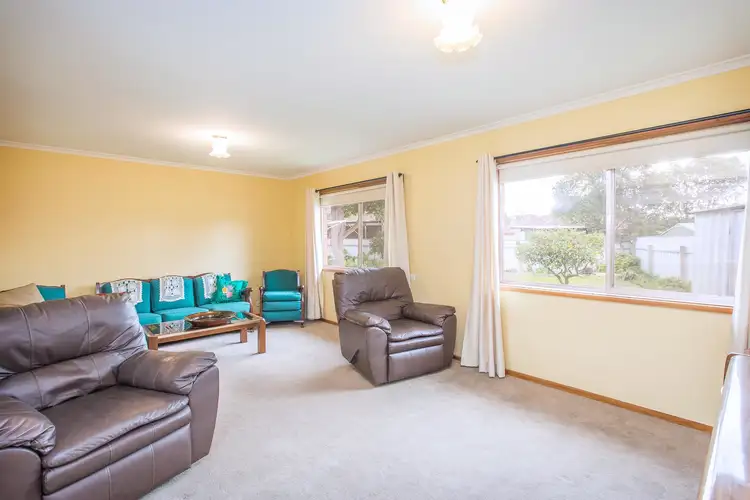 Third view of Homely house listing, 4 Wright Court, Wodonga VIC 3690