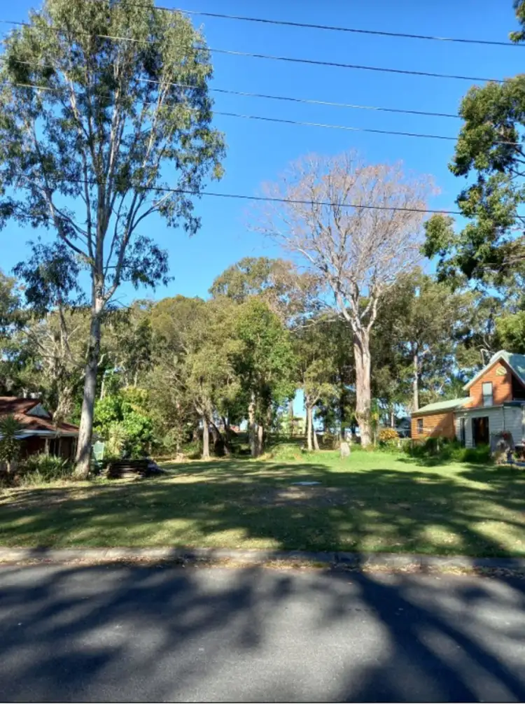 38 Coondooroopa Drive, Macleay Island QLD 4184