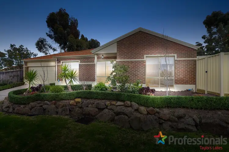 Main view of Homely house listing, 6 Panorama Drive, Hillside VIC 3037
