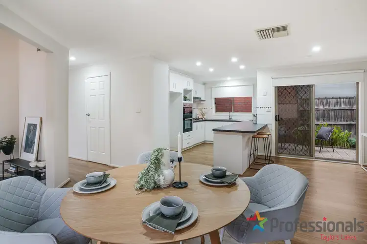 Fifth view of Homely unit listing, 1/195 Copernicus Way, Keilor Downs VIC 3038