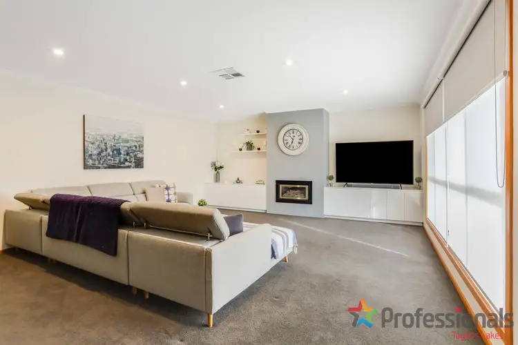 Fifth view of Homely house listing, 5 Chichester Drive, Taylors Lakes VIC 3038