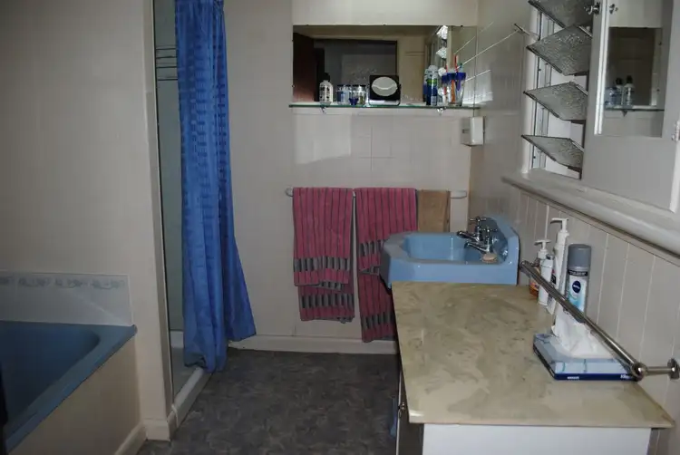 Seventh view of Homely house listing, 10 Hope Street, Maryborough VIC 3465