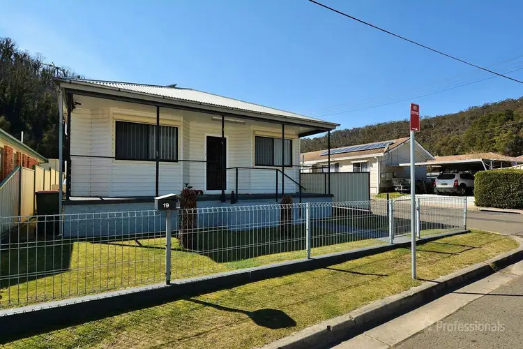 19 Ramsay Street, Lithgow NSW 2790