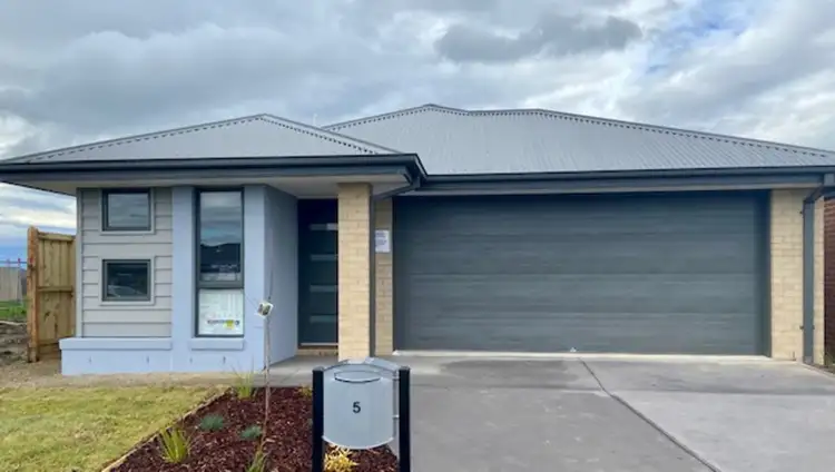 5 Redding Street