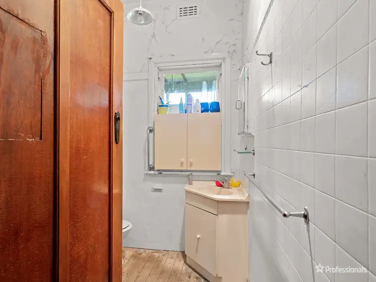 Sixth view of Homely house listing, 12 Victoria Street, Maryborough VIC 3465