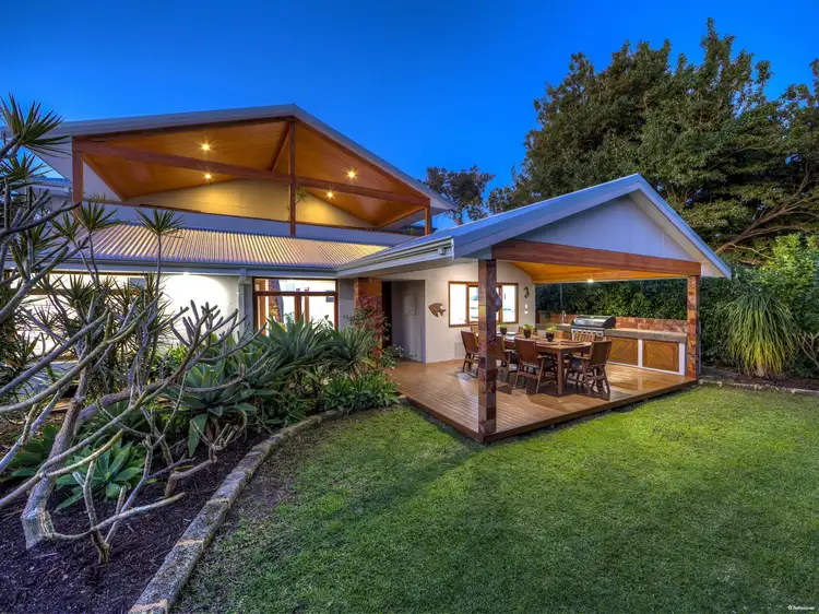 54 Temby Avenue, Kalamunda WA 6076
