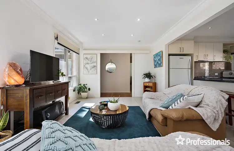 Sixth view of Homely house listing, 2 Gardenia Street, Croydon South VIC 3136
