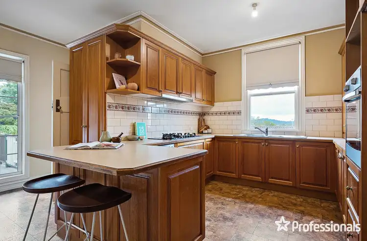 Fifth view of Homely house listing, 20 Wyuna Walk, Mooroolbark VIC 3138