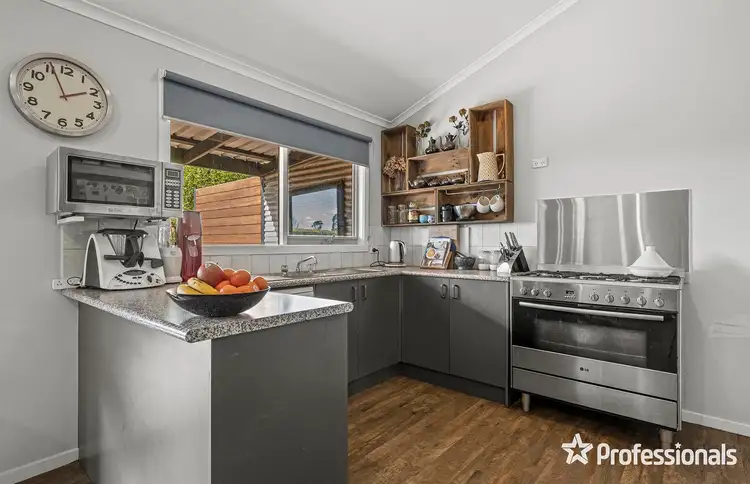 Fourth view of Homely house listing, 15 Irvine Street, Mount Evelyn VIC 3796