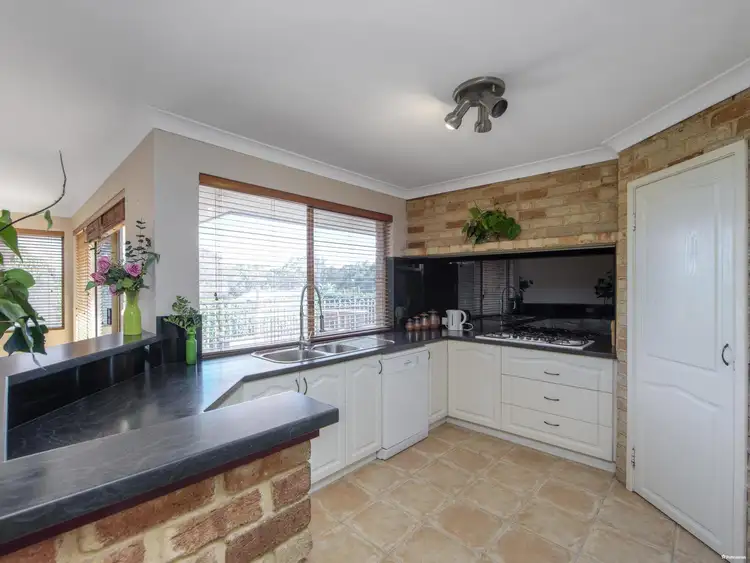 Seventh view of Homely house listing, 2 Yurrah Place, Kelmscott WA 6111