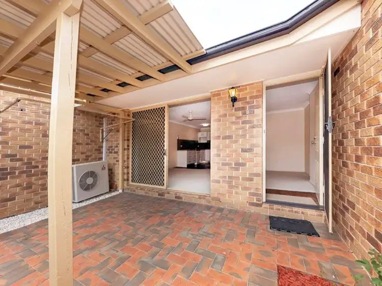 4/12 Fallon Street