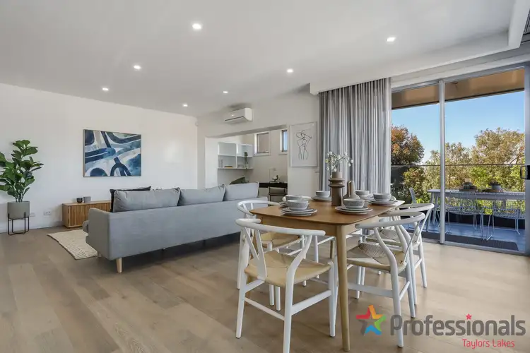 Second view of Homely townhouse listing, 1/520 Melton Highway, Sydenham VIC 3037