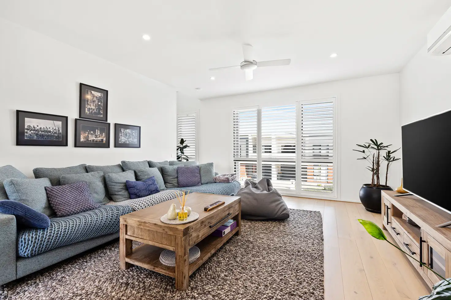 Main view of Homely townhouse listing, 54 Oakden Crescent, St Albans VIC 3021