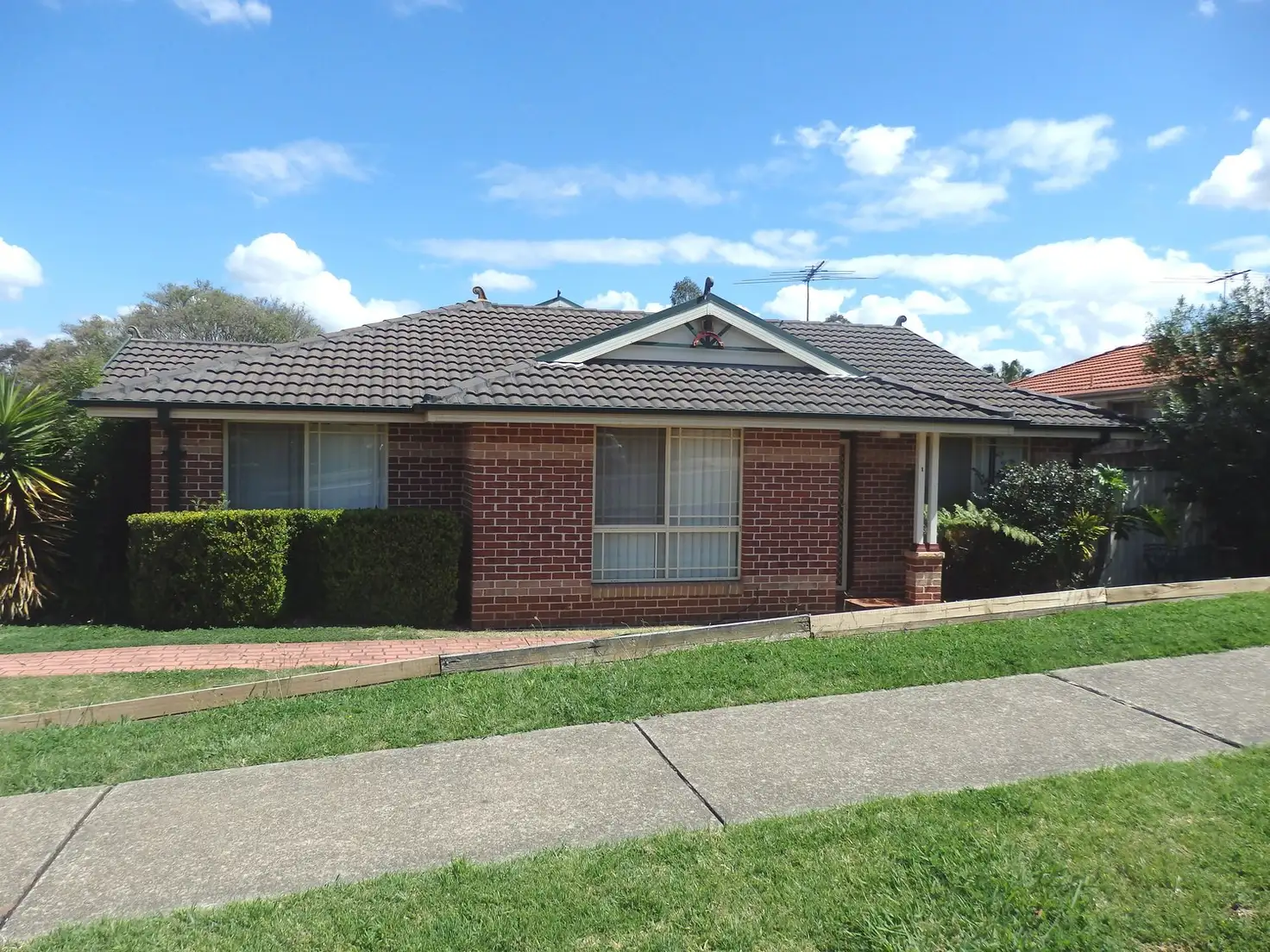 Main view of Homely villa listing, 1/182-184 Leacocks Lane, Casula NSW 2170