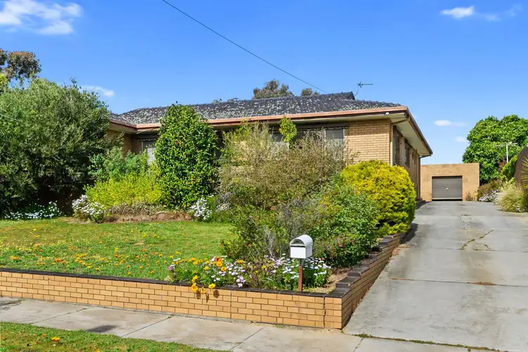 13 Yallambee Drive, Kennington VIC 3550