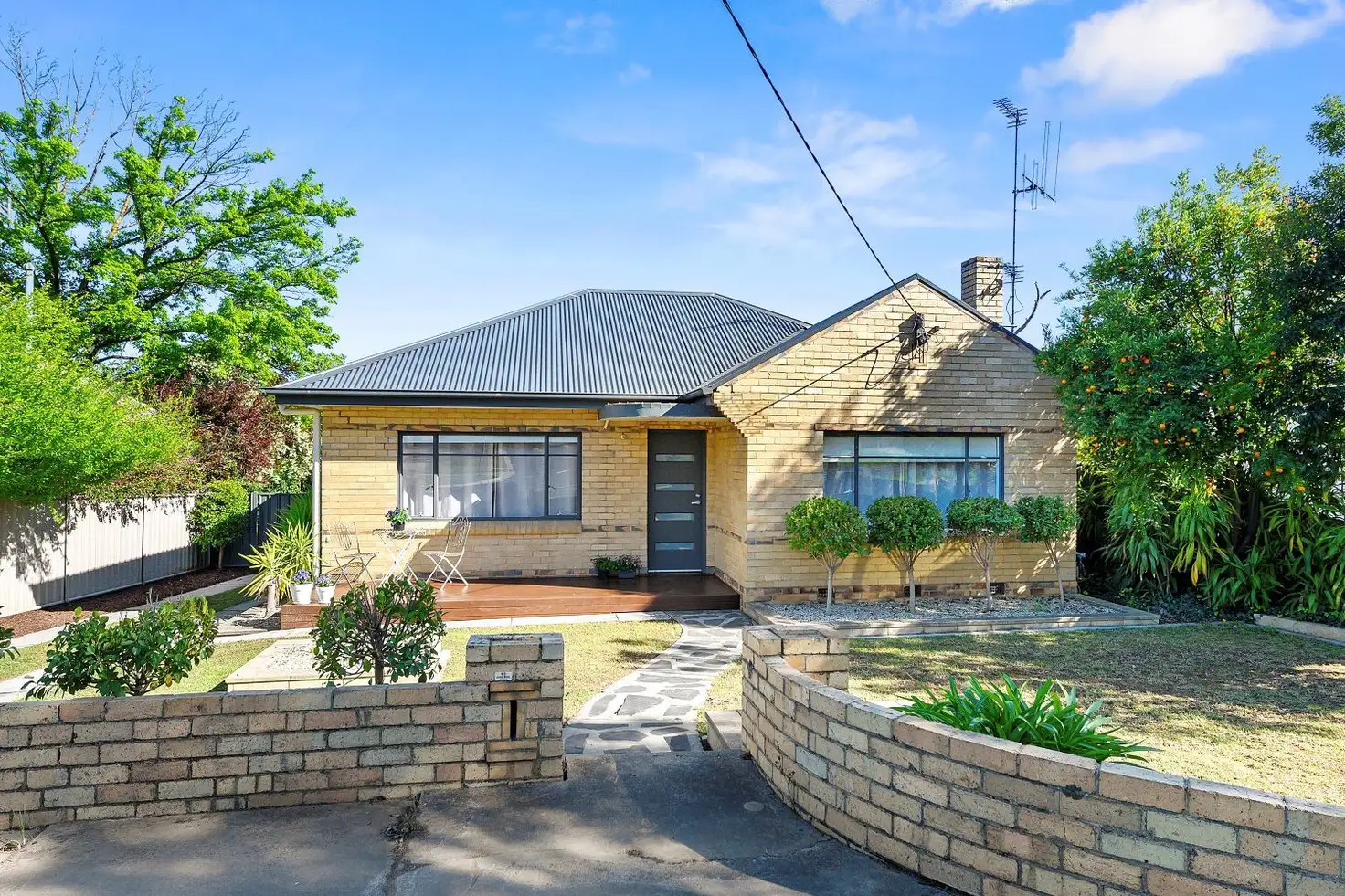 Main view of Homely house listing, 11 Mahon Avenue, Kennington VIC 3550