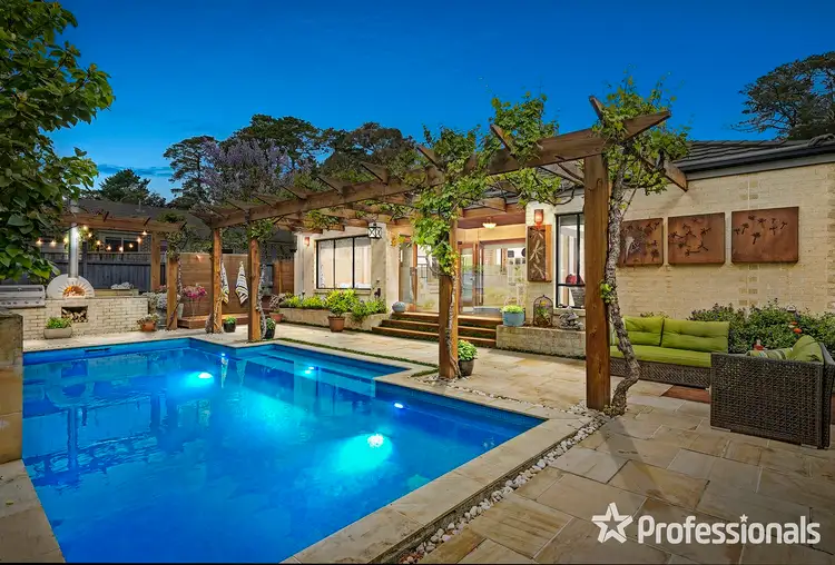 209 Cambridge Road, Mooroolbark VIC 3138