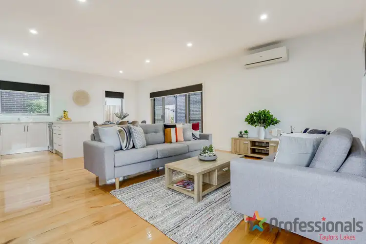 Fifth view of Homely townhouse listing, 66 Banchory Avenue, Hillside VIC 3037