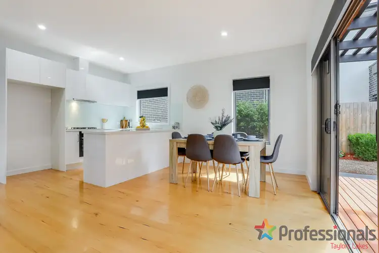 Sixth view of Homely townhouse listing, 66 Banchory Avenue, Hillside VIC 3037
