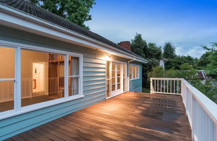 19 Hyton Crescent, Croydon VIC 3136