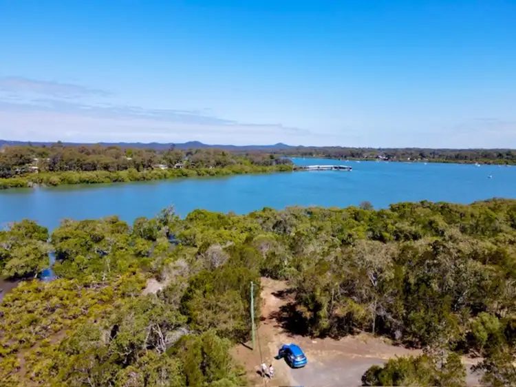 16 Emita Street, Macleay Island QLD 4184