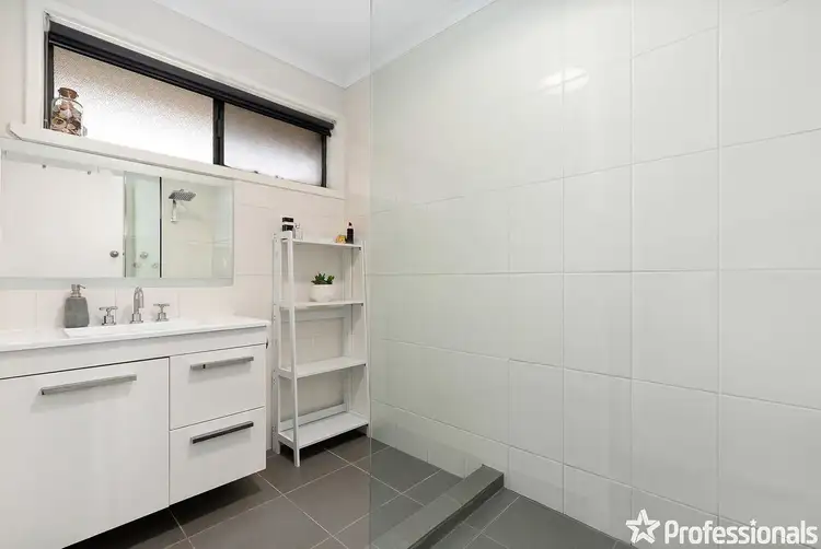 Fifth view of Homely house listing, 8 Alexandra Road, Lilydale VIC 3140