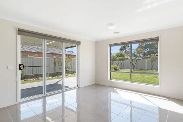 Fifth view of Homely house listing, 10 O'Neill Court, Epsom VIC 3551