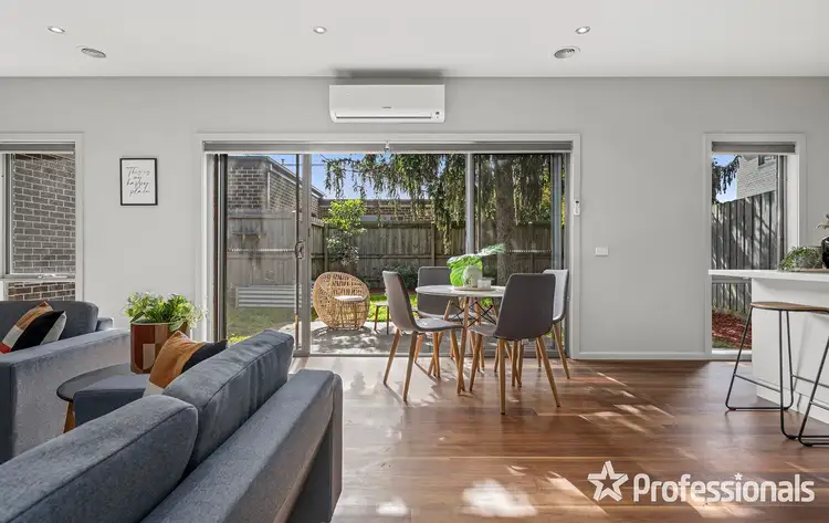 Second view of Homely house listing, 8 Vine Close, Healesville VIC 3777