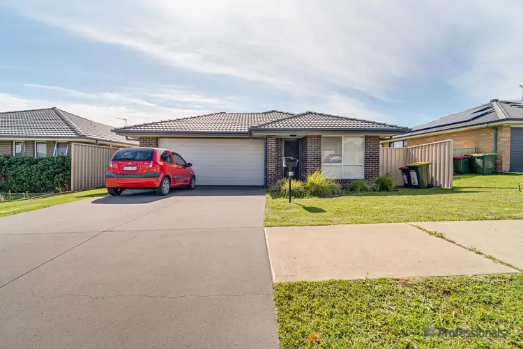 25 Finnegan Crescent, Muswellbrook NSW 2333