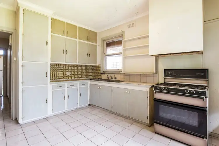 Second view of Homely house listing, 124 Justin Avenue, Glenroy VIC 3046