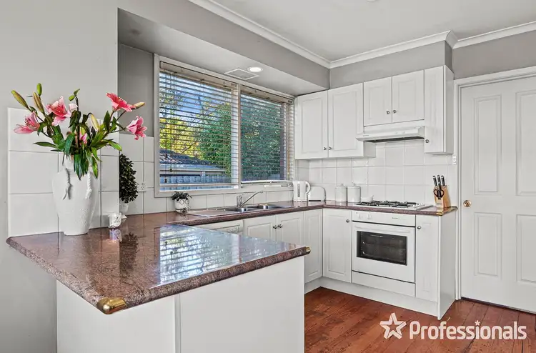 Fifth view of Homely house listing, 31 Geoffrey Drive, Kilsyth VIC 3137