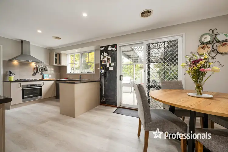 Sixth view of Homely house listing, 31 McMahon Place, West Wodonga VIC 3690