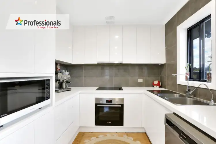 Second view of Homely house listing, 5 Petersen Crescent, Tregear NSW 2770