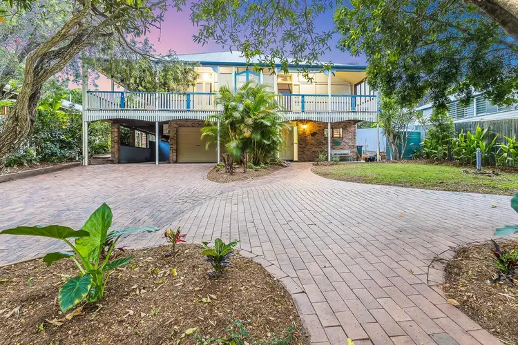 74 Friday Street, Shorncliffe QLD 4017