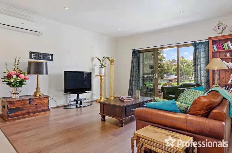 Fifth view of Homely townhouse listing, 2 Adriana Close, Mooroolbark VIC 3138