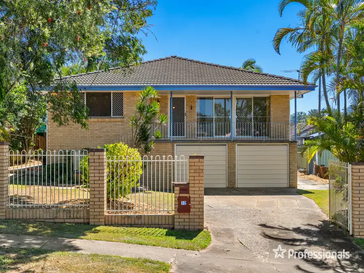 12 Illuta Avenue, Ferny Hills QLD 4055