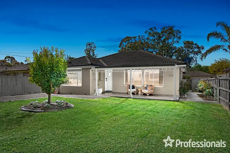 9 Grace Avenue, Mooroolbark VIC 3138