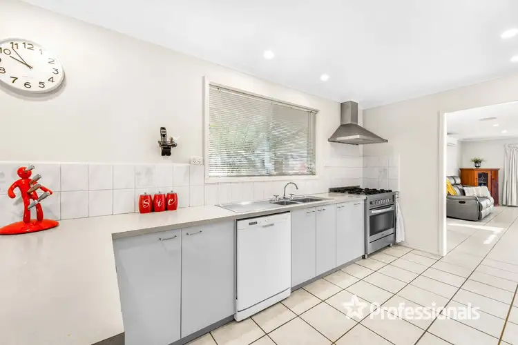 Fifth view of Homely house listing, 3 Minkara Court, Croydon VIC 3136