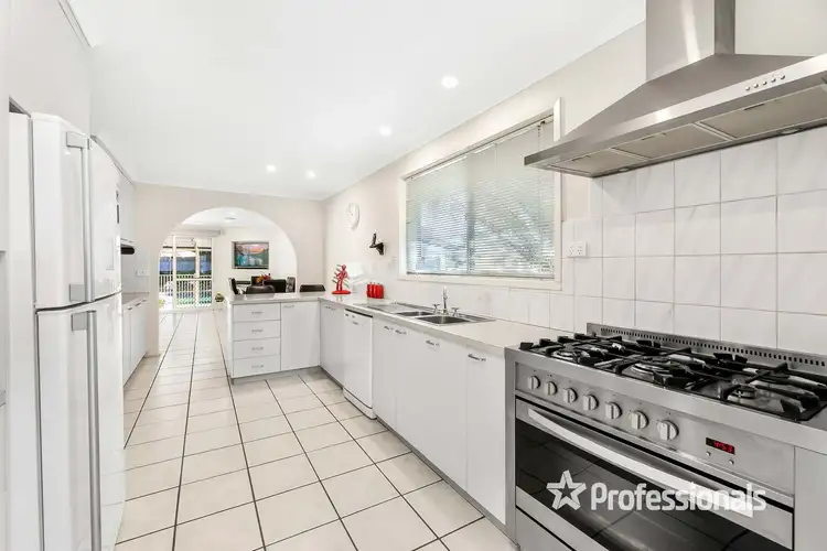 Sixth view of Homely house listing, 3 Minkara Court, Croydon VIC 3136
