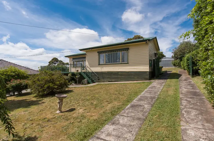 3 Akarana Road, Chirnside Park VIC 3116