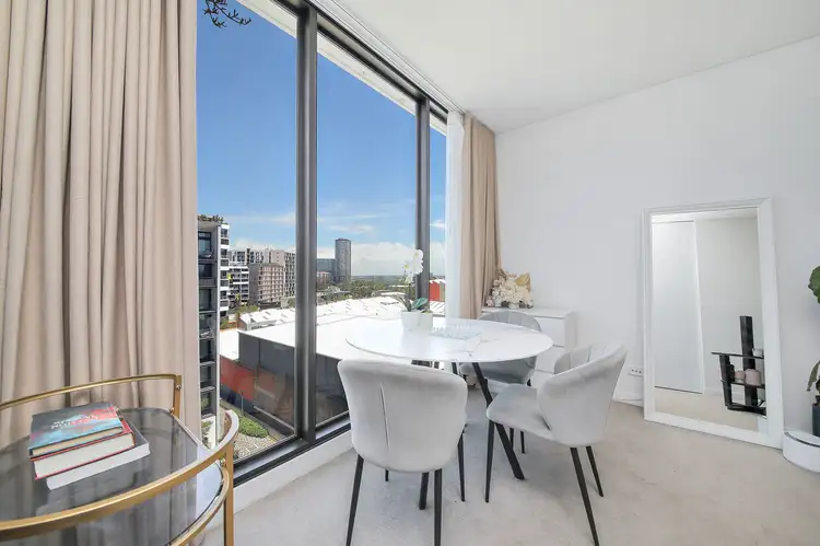 803/19 Dunkerley Place, Waterloo NSW 2017