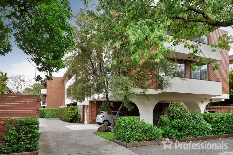 11/26 Loch Street, St Kilda West VIC 3182