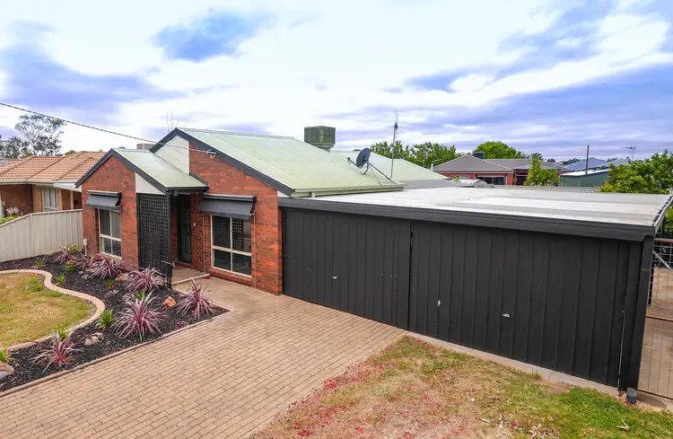 15 Isaacs Street, Mooroopna VIC 3629