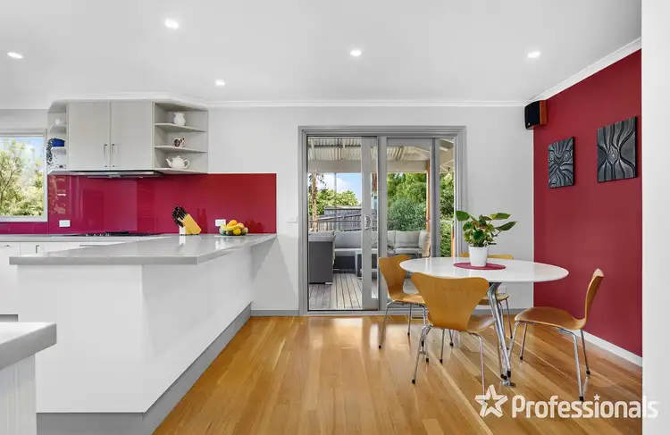 Sixth view of Homely house listing, 19 Dobell Place, Mooroolbark VIC 3138